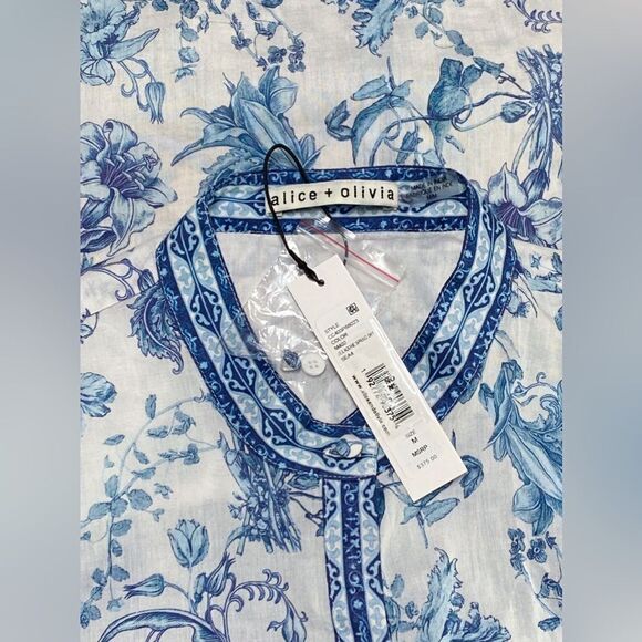 Alice and Olivia Blouson Sleeve Top size M - Picture 14 of 16